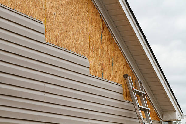 24/7 Emergency Siding Replacement experts in Clinton, NC